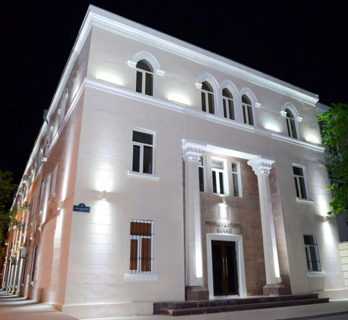 Azərbaycanda iki məhkəmə hakimi cəzalandırılıb