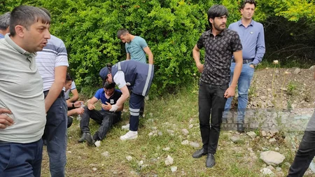 Şəkidə yol qəzası olub, 3 nəfər xəsarət alıb