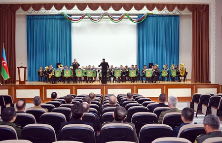 Hərbi attaşelər Heydər Əliyev adına Hərbi İnstitutu ziyarət ediblər