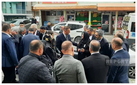 YAP nümayəndə heyəti İstanbulda yerli sakinlərlə görüşüb 