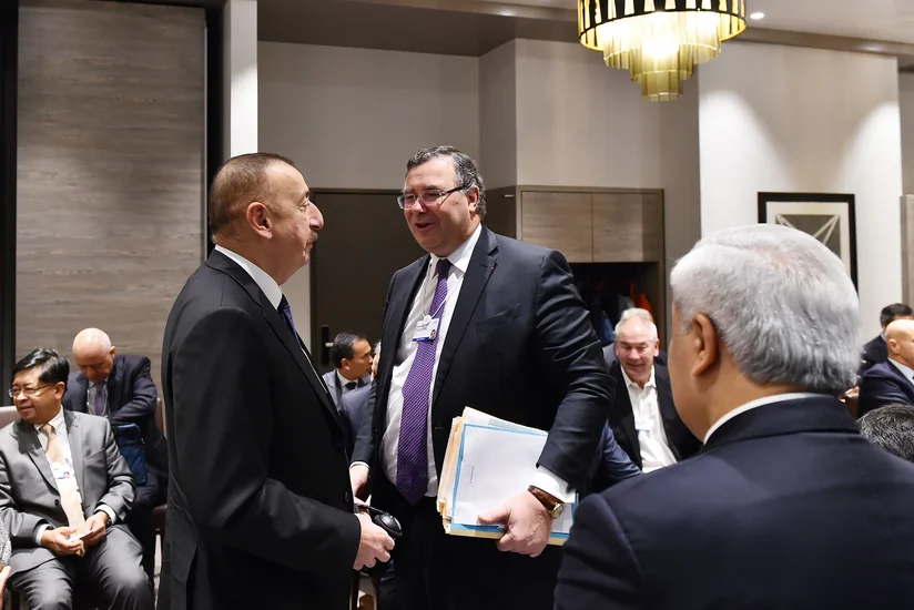 Prezident İlham Əliyev Davos Forumu çərçivəsində “Neft və qaz sənayesi siyasəti üzrə liderlərin toplantısı” adlı sessiyada iştirak edib
