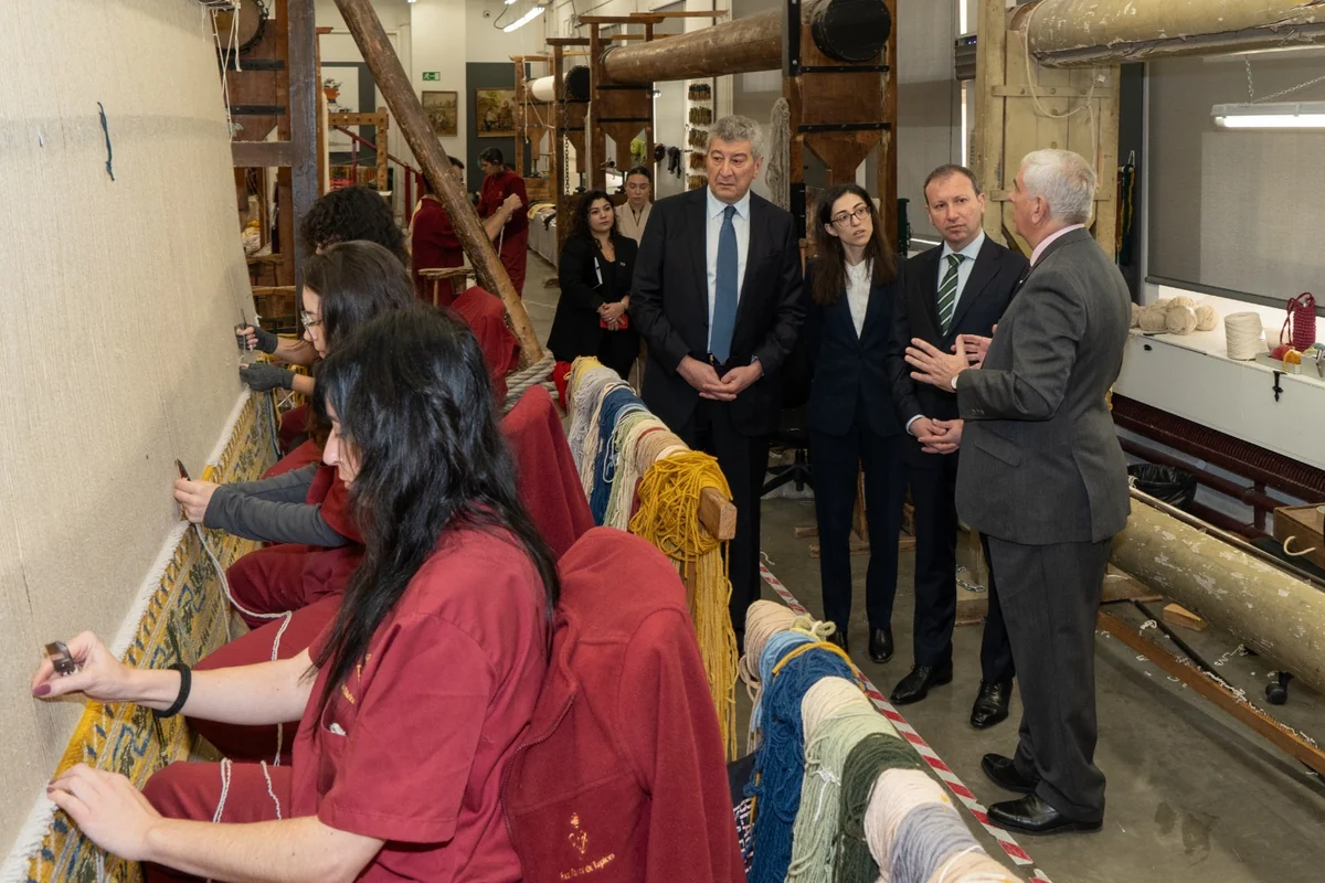 Azerbaijani carpets presented in Spain