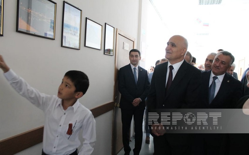 Azərbaycan nümayəndə heyəti Həştərxanda Heydər Əliyev adına məktəbdə olub