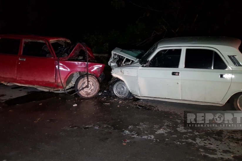 Göyçayda iki avtomobil toqquşub, ölən var