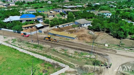 Salyanda 16 min əhalinin istifadə etdiyi yollar yenidən qurulur