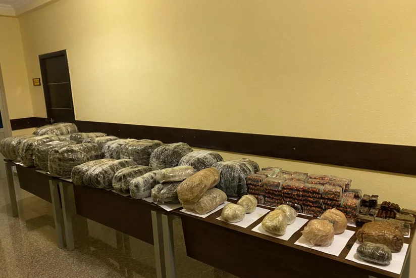 Военнослужащие ГПС задержаны со свертками наркотиков
