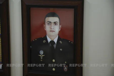 Yaralı halda döyüşü davam etdirmiş şəhidin büstünün açılışı olub