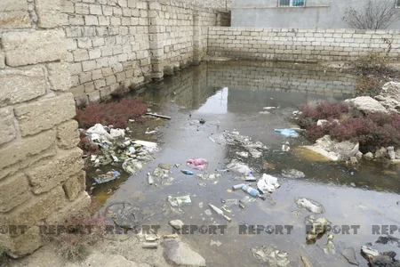 Binə sakinləri: Yollarımız keçilməzdir, içməli suyu pulla alırıq