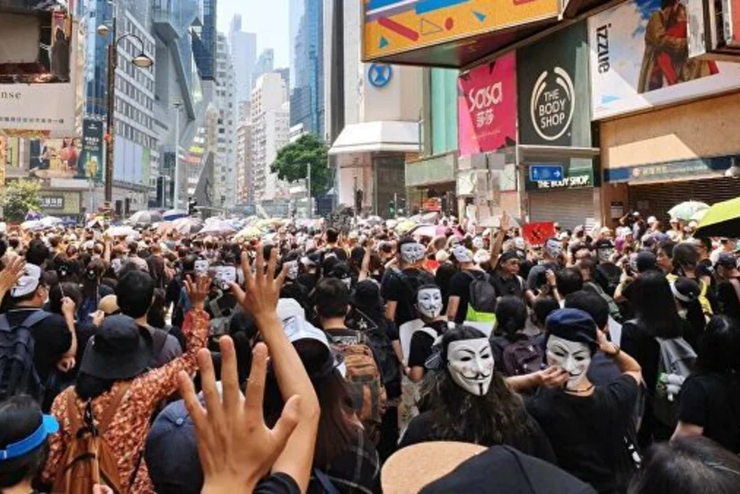 Hong Kong protests: Fifteen people were hospitalized