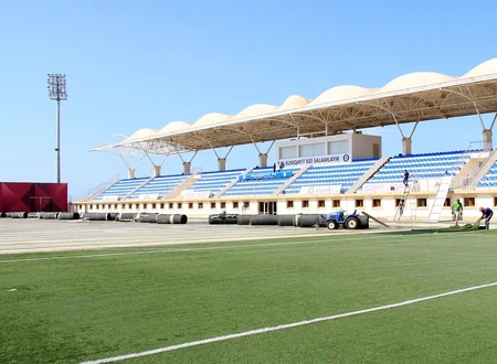 Sumqayıt klubuna məxsus stadionda meydanın ot örtüyü tamamilə sökülüb