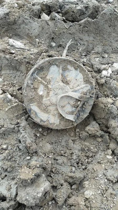 Zabrat qəsəbəsində tank əleyhinə mina tapılıb