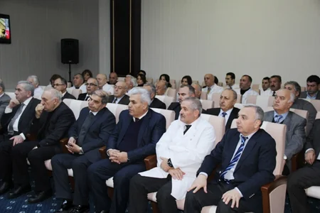 Rektor Əhliman Əmiraslanov: Xalqımız öz qanı bahasına azadlığına qovuşub