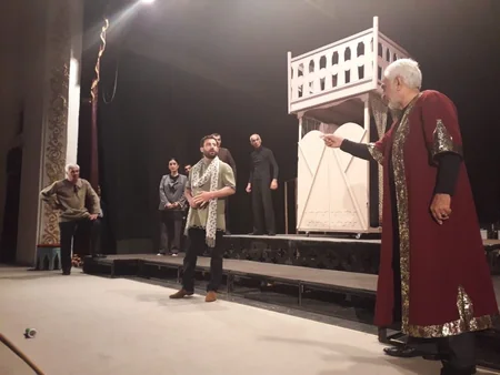Lənkəran teatrında iranlı rejissorun quruluşunda tamaşanın premyerası olub