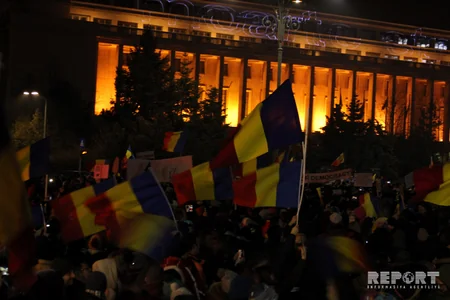 Rumıniyada 400 min insan hökumətin istefasını tələb edir - FOTO