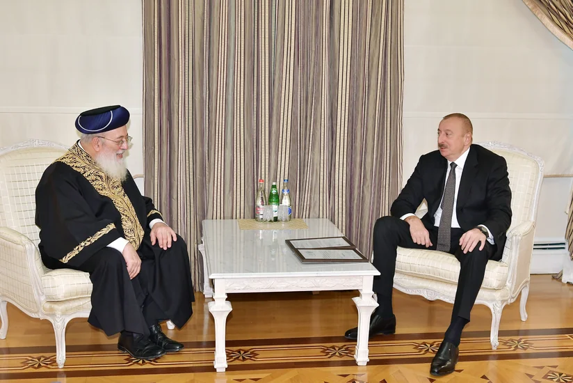 President Ilham Aliyev received Sephardic Chief Rabbi of Jerusalem