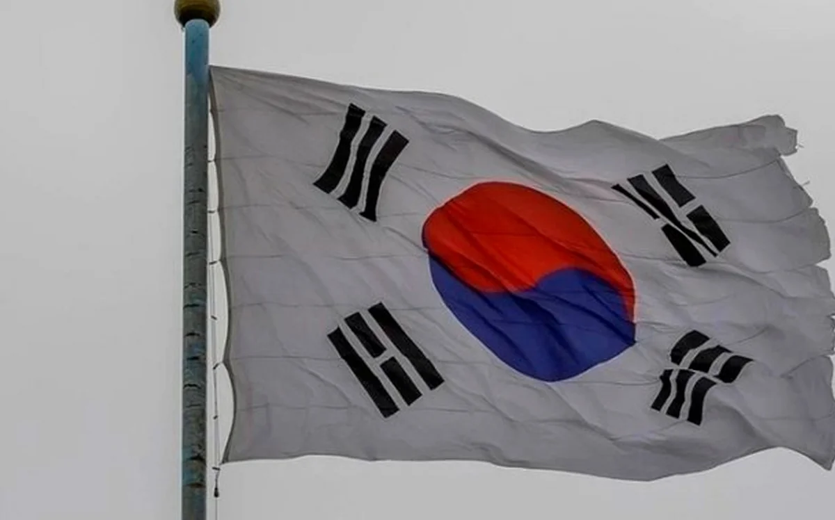 6 Americans detained in South Korea for trying to send rice and Bibles to North Korea by sea