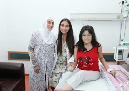 Leyla Əliyeva Heydər Əliyev Fondunun layihələri çərçivəsində Bakının bir sıra tibb müəssisələrində olub - FOTO