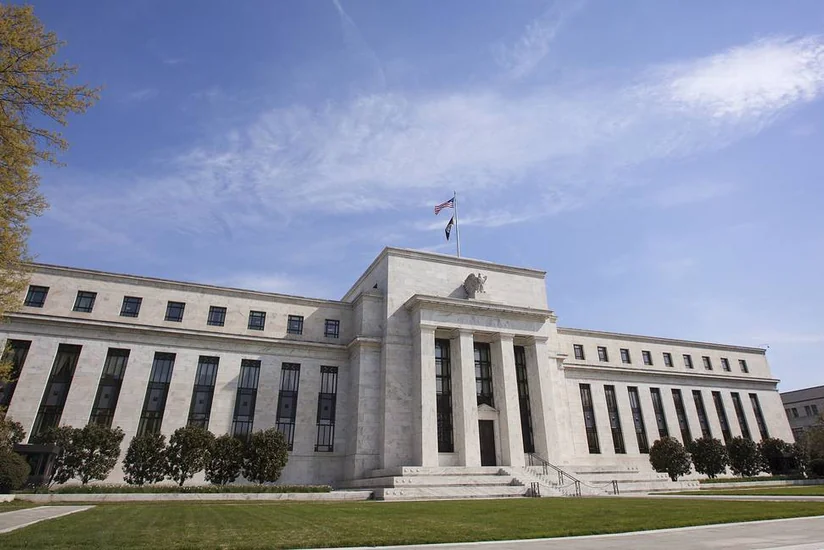 FED rəhbəri ABŞ ÜDM-nin 30%-ə qədər azalmasını istisna etməyib