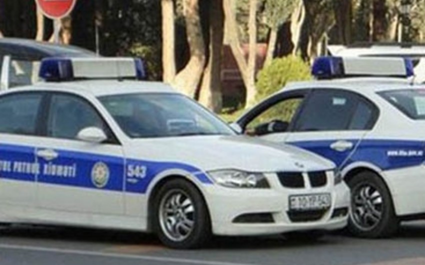 Xırdalanda yol patrul xidmətinin əməkdaşları qəzaya uğrayıb