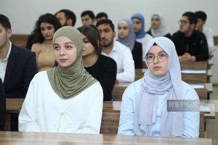 Bakıda cəmiyyətdə nümunəvi ailə modelinin təşviqi üçün gənclərin məsuliyyətinin artırılması müzakirə olunub