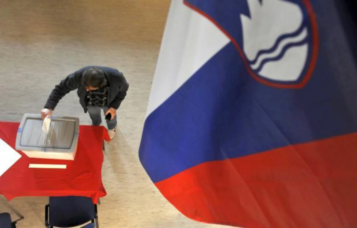 Sloveniyada parlament seçkilərinə start verilib