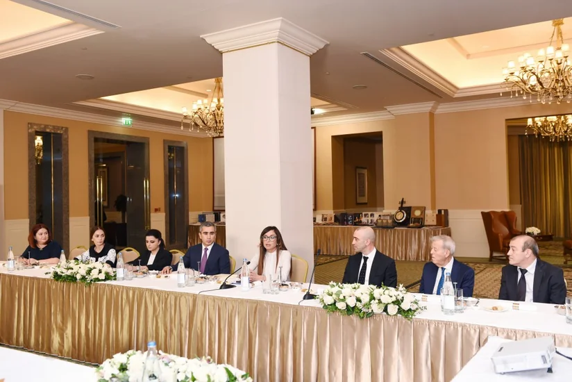 Mehriban Əliyeva: Heç bir təzyiq, çətinlik, üzləşdiyimiz ədalətsizliklər Azərbaycan xalqının birliyini sarsıda bilmədi