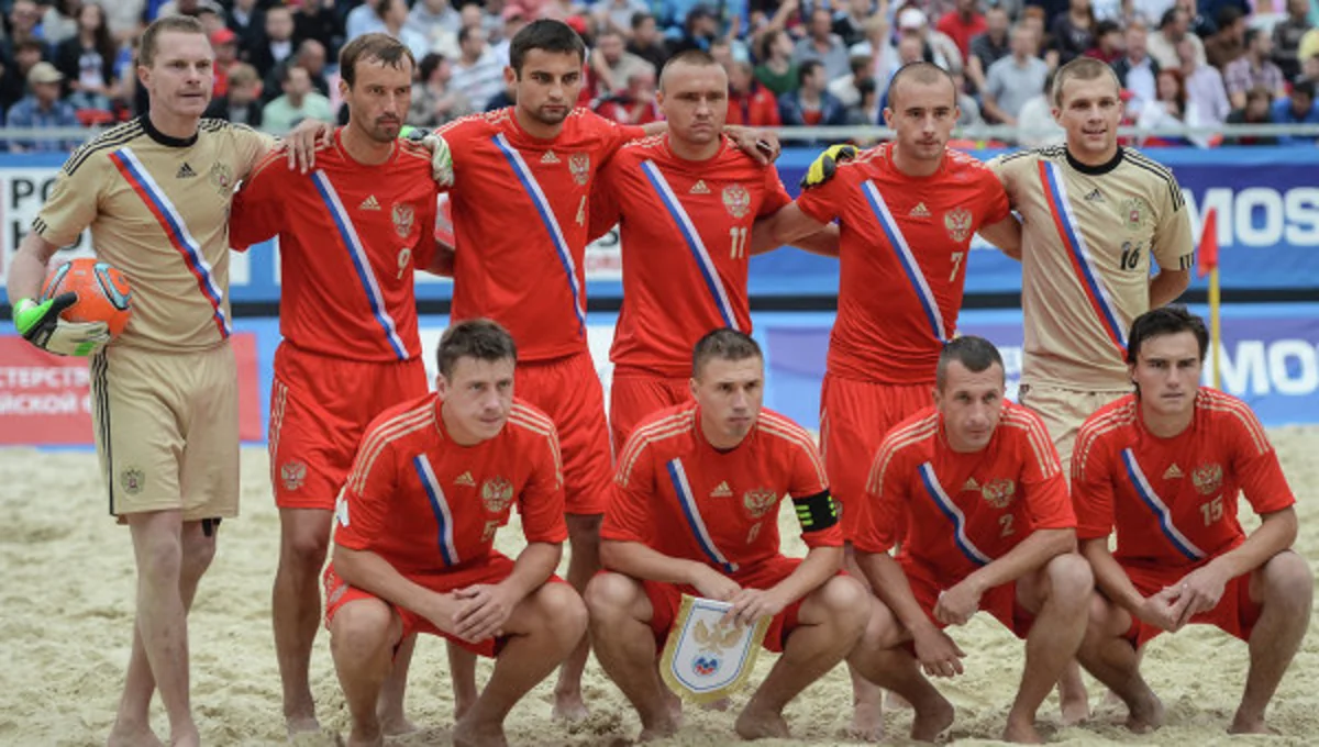Russian beach soccer team members become Baku 2015 ambassadors
