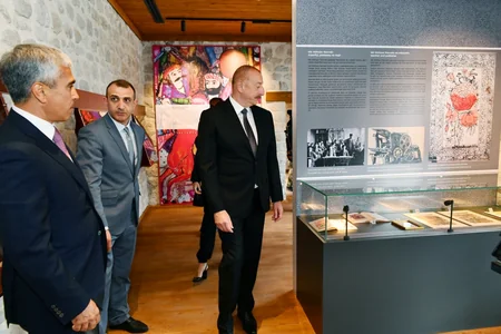 Şuşada Yuxarı Gövhər Ağa məscidi əsaslı yenidənqurma və bərpadan sonra açılıb