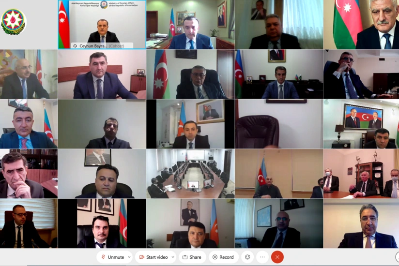 XİN rəhbərliyi ilə diplomatik nümayəndəliklərimiz arasında müşavirə keçirilib