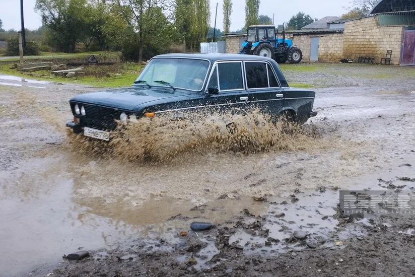 Xaçmazın unudulan kəndləri: sakinlərin çəkdiyi yolu yağış yuyub apardı - REPORTAJ