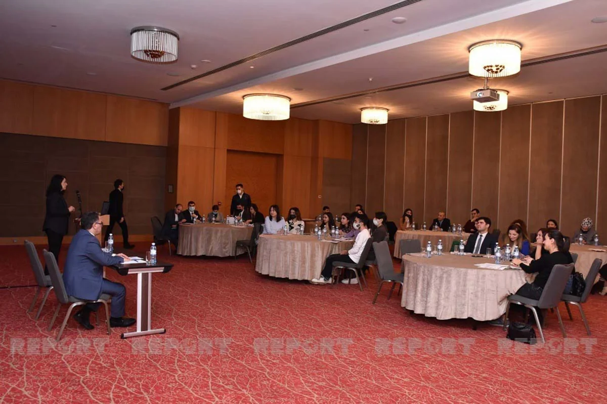 İcbari tibbi sığorta ilə bağlı təlim keçirilib