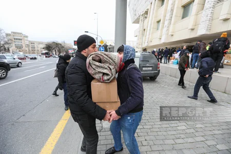 В Баку продолжается сбор помощи пострадавшим от землетрясения в Турции