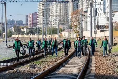 Azərbaycan Dəmir Yolları COP29-a hazırlıq çərçivəsində təmizlik aksiyası keçirib