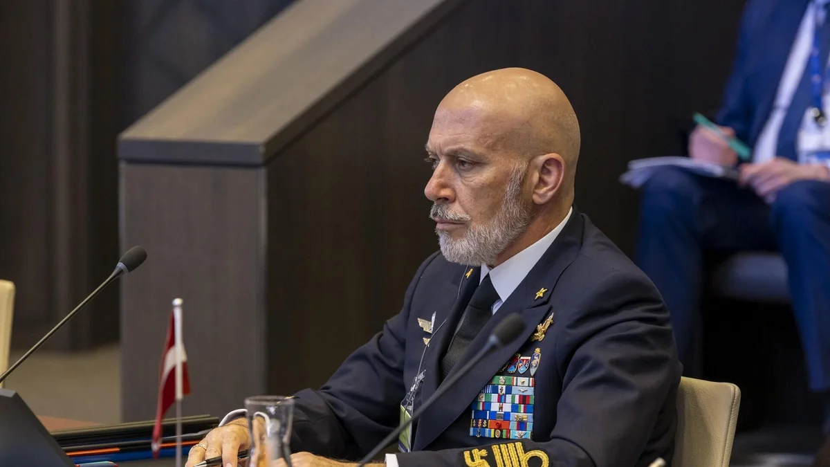 İtaliyalı admiral NATO hərbi komitəsinin yeni rəhbəri seçilib