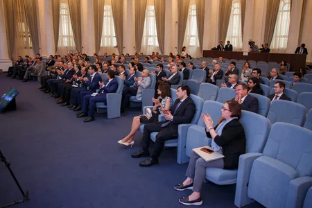 “Azersky” peyk təsvirlərinə həsr olunan sərgi açılıb