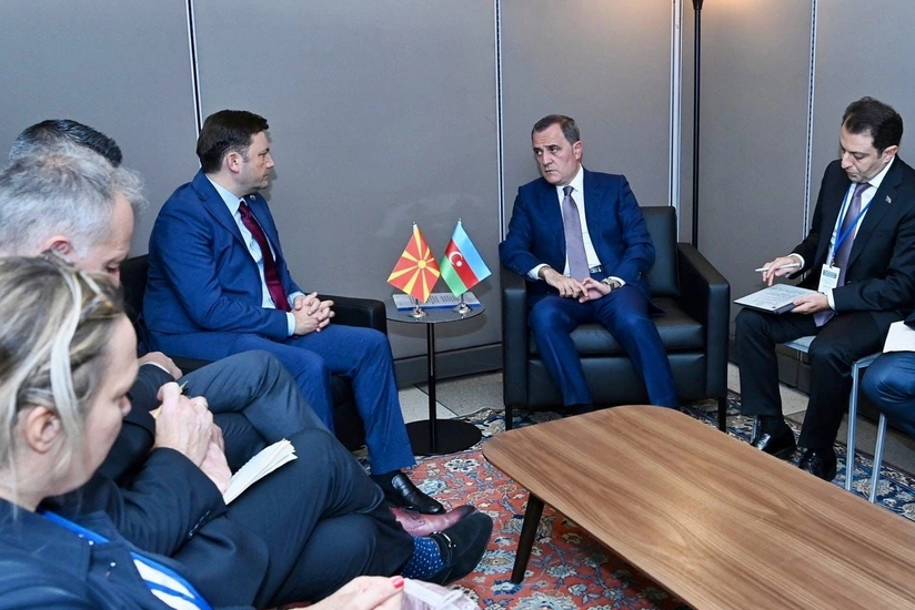 OSCE Chairman-in-Office meets with Azerbaijani, Armenian FMs