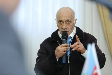 Deputatlığa namizəd Rauf Nağıyev seçicilərlə görüşüb