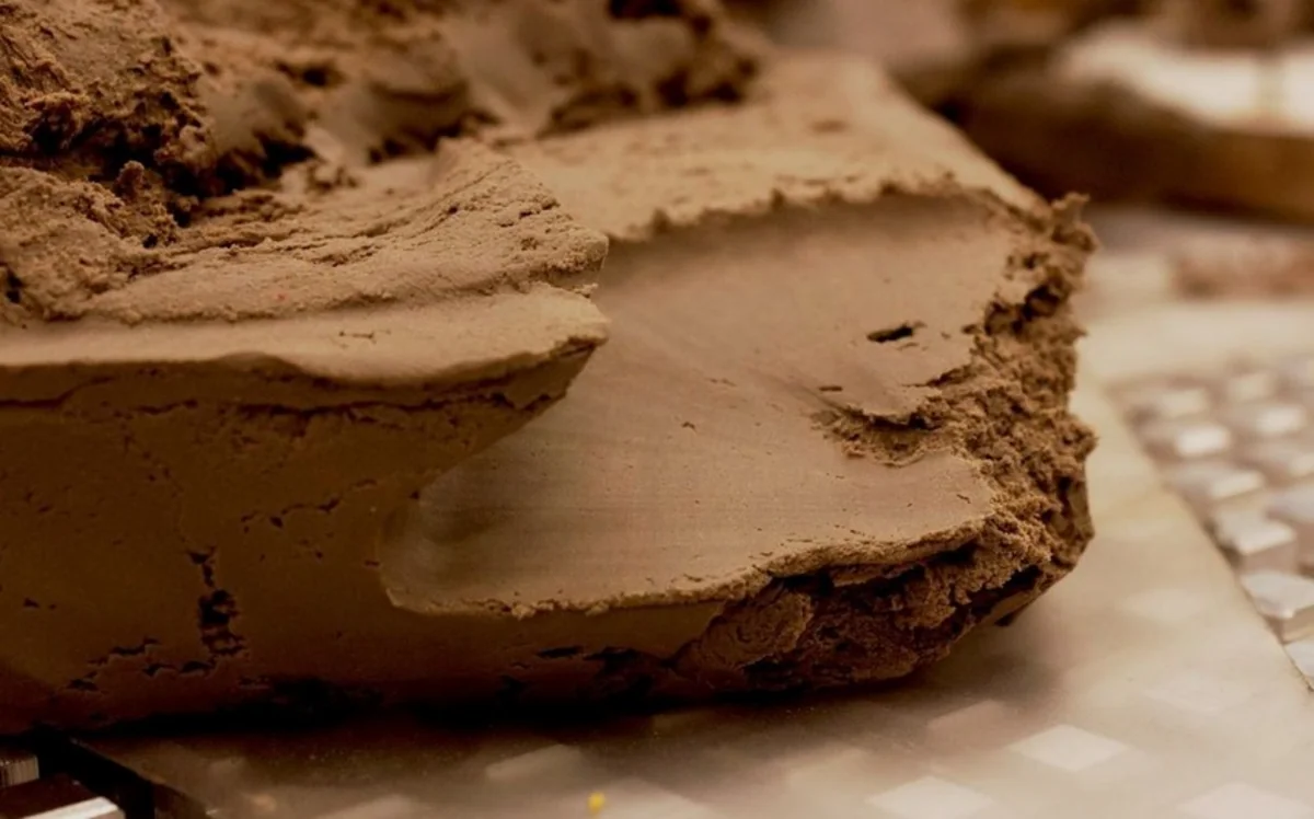 Azerbaijan’s clay imports from UK skyrocket