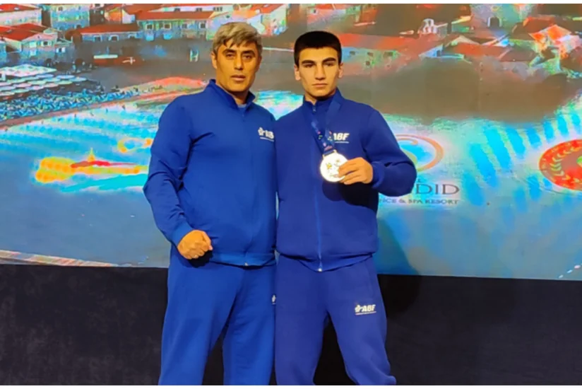 Monteneqroda qızıl medal qazanan Zidan Hümbətov: Qazaxıstan çempionuna qarşı ilk döyüşüm daha çətin oldu