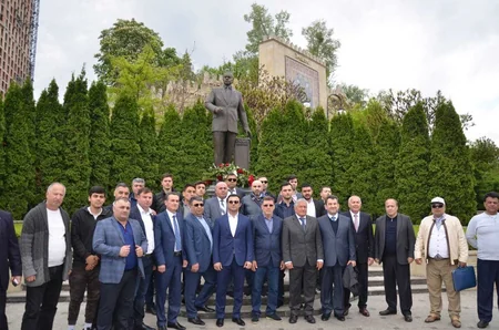 Kiyevdə ümummilli lider Heydər Əliyevin xatirəsi yad edilib