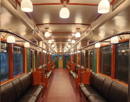 Bayram günlərində Bakı metrosunda retro vaqonlar nümayiş olunur