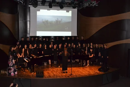 Muğam Mərkəzində Qara Qarayevin 100 illik yubileyinə həsr olunmuş konsert keçirilib