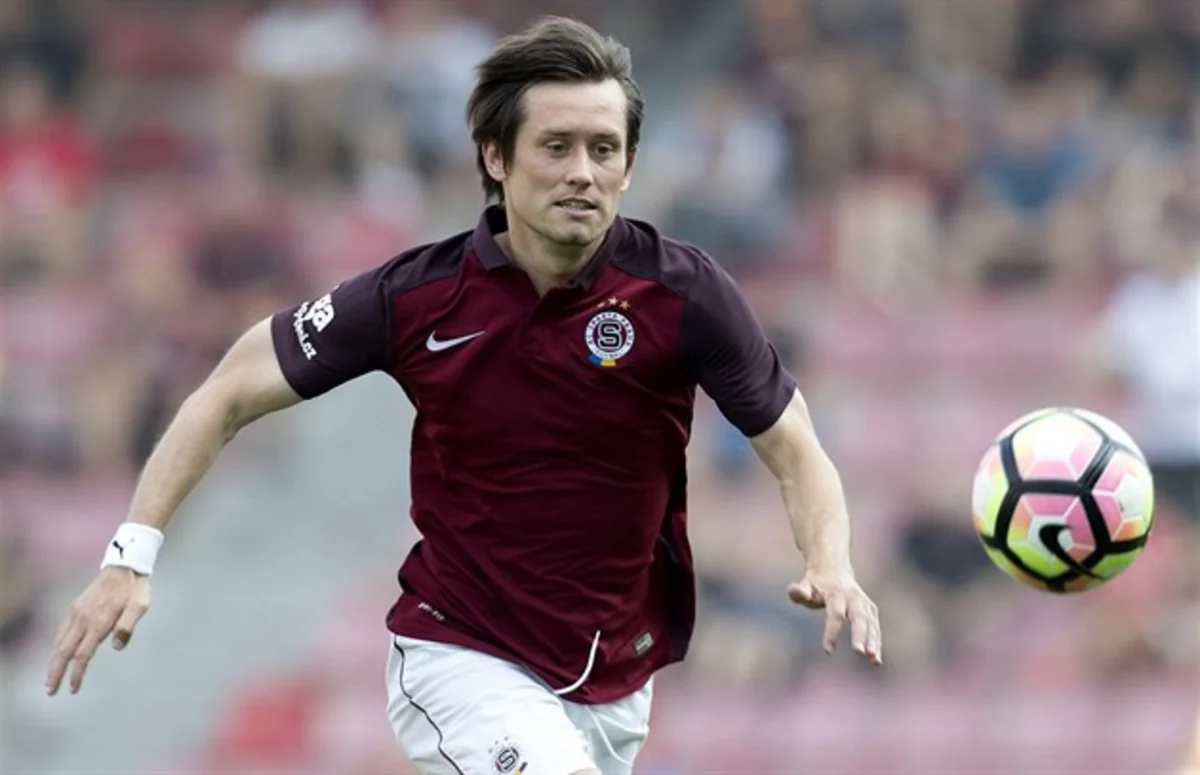 Well-known football player completes his career