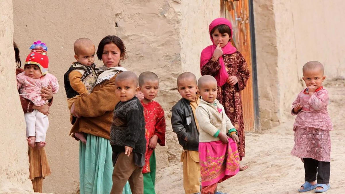 Əfqanıstanda türk mənşəli 8 uşaq acından ölüb