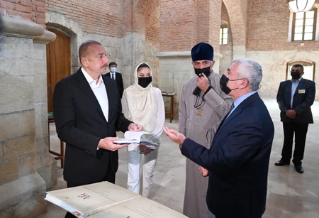 Prezident İlham Əliyev Qəbələnin Nic qəsəbəsindəki Müqəddəs Məryəm Ana Alban kilsəsində olub - YENİLƏNİB