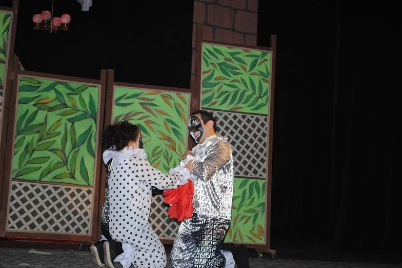 Sumqayıt teatrında “İyirmi ildən sonra” tamaşası oynanılıb