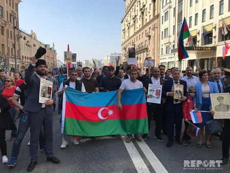 Azərbaycan diasporu Moskvada Ölməz alay aksiyasında iştirak edib