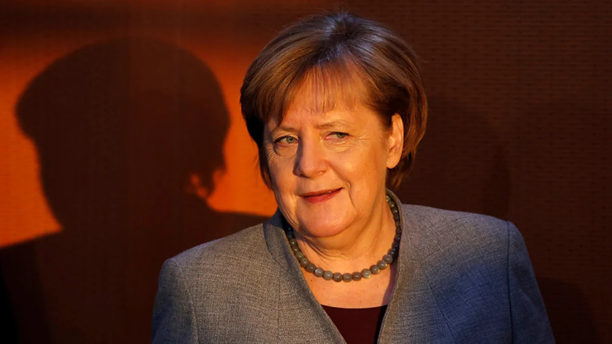 Merkel Aİ ölkələrinin miqrantlarla bağlı mövqeyinin dəyişmədiyini bildirib