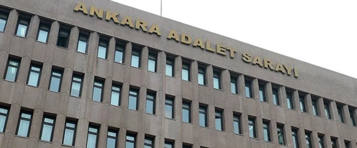 Ankarada törədilən terror aktı ilə bağlı tutulan 11 şübhəli dindirilir