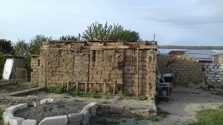Güclü külək Ağstafada fəsadlar törədib - FOTO